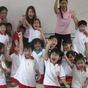 Meet your Posher, Monica